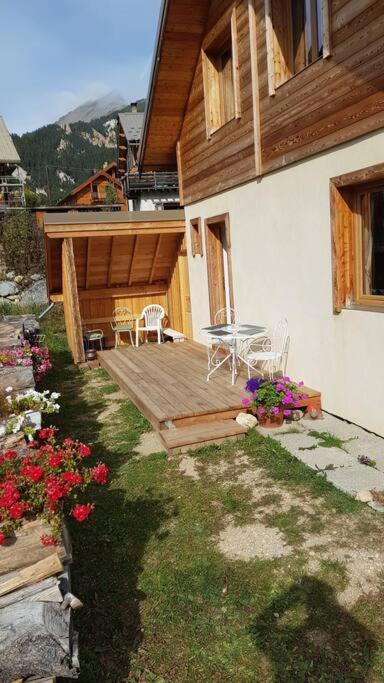 Chalet T3 Duplex Neuf Nevache Luaran gambar